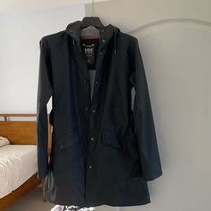 Helly Hansen women’s lined raincoat